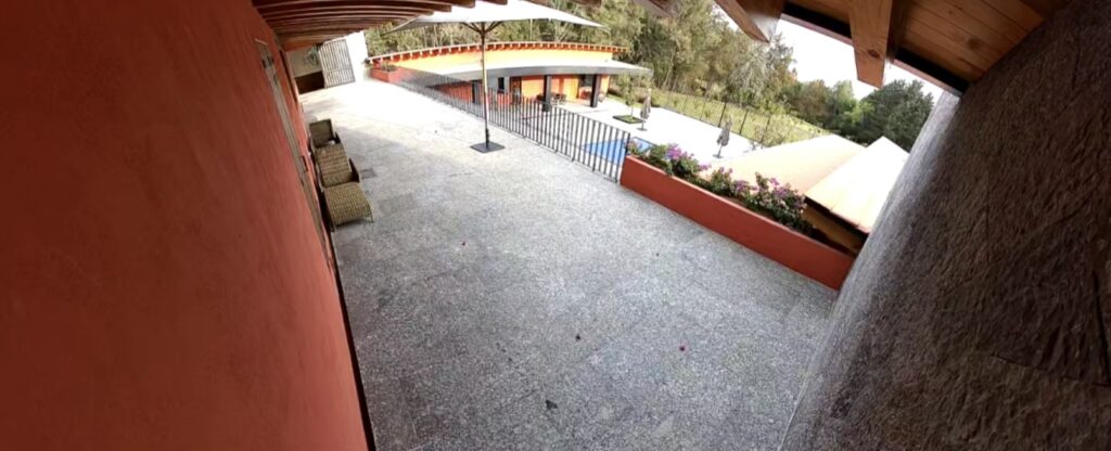 imagen de camara panoramica 180 en esquina Cctv mexico
